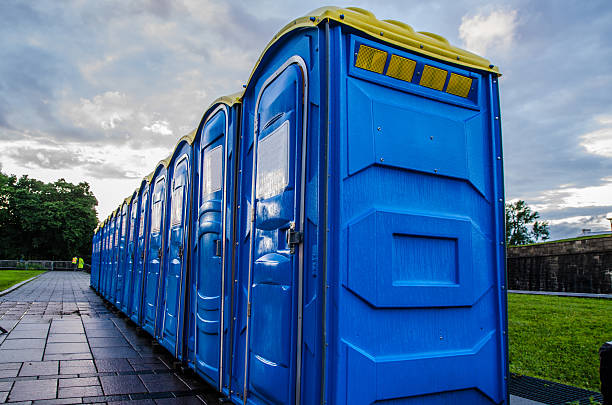 Best Porta potty rental near me  in Fort Lee, VA